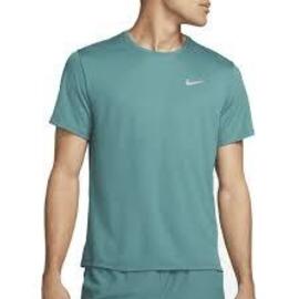 CAMISETA NIKE DRI-FIT UV MILER VERDE