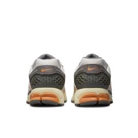 Zapatilla  Nike Zoom Vomero 5  Multicolor