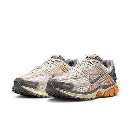 Zapatilla  Nike Zoom Vomero 5  Multicolor