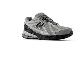 Zapatilla  New Balance 1906  Gris