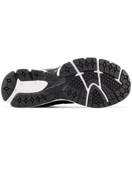 Zapatilla New Balance 2002  Negro