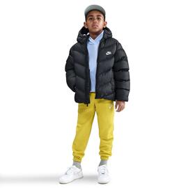 chaqueta acolchada All Day Play Therma-FIT de Nike para niño