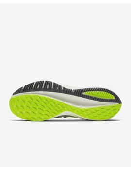 Zapatilla Running Nike Vomero 14 Gris